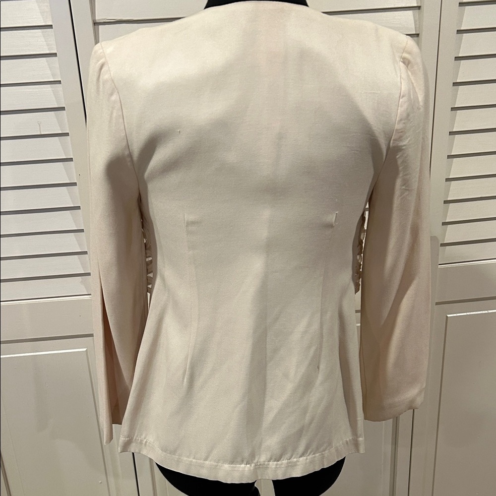 Vintage MW Elegant Light Peach Blazer with Button Detailing Size 10P - Picture 6 of 10